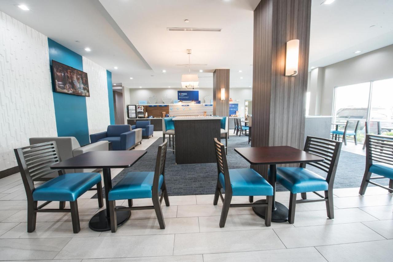 Holiday Inn Express & Suites Houston - Hobby Airport Area By Ihg Buitenkant foto